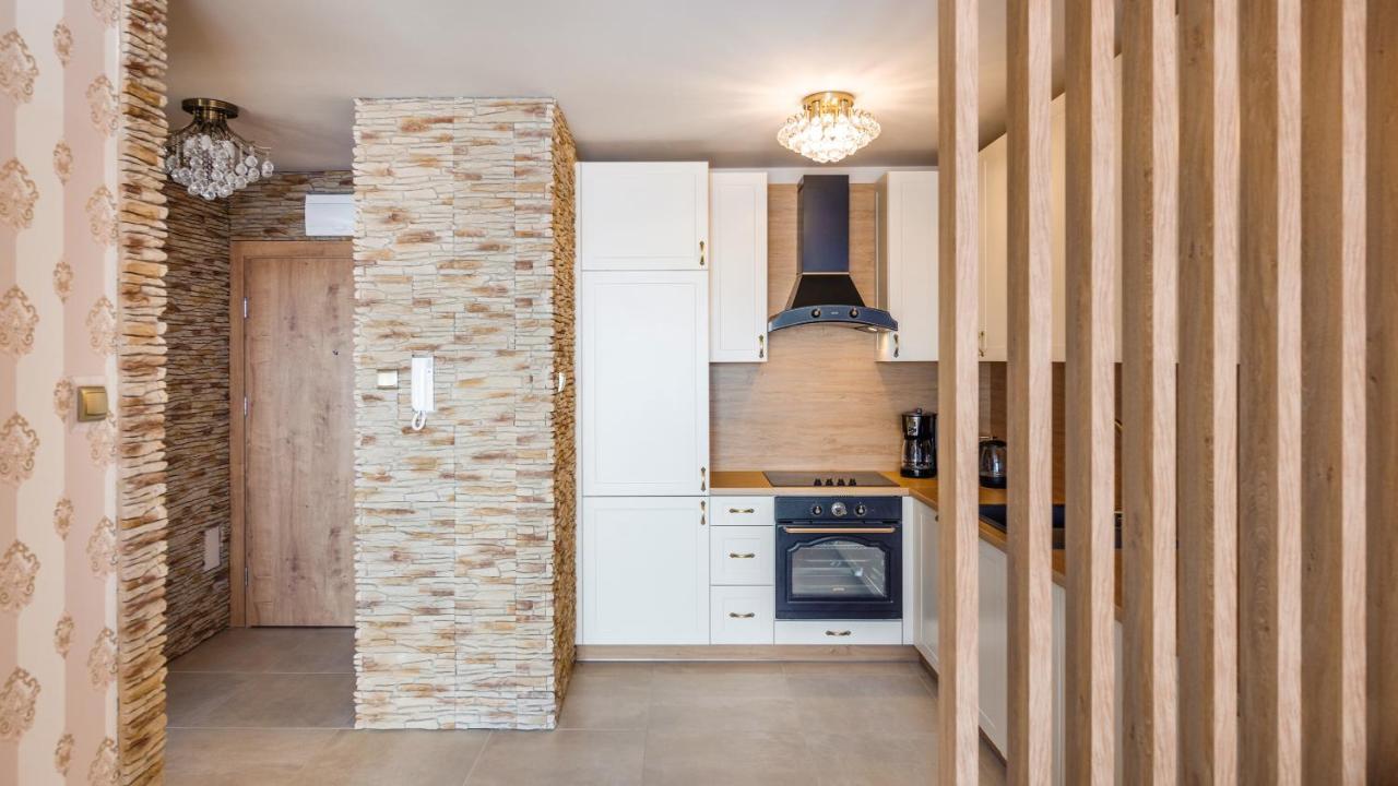 Apartament Z 1 Sypialnia Retro Deluxe 60 F Perlowa Przystan - Holiday City 코워브제크 외부 사진