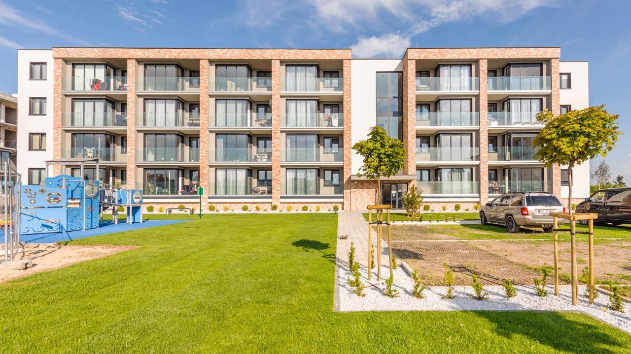 Apartament Z 1 Sypialnia Retro Deluxe 60 F Perlowa Przystan - Holiday City 코워브제크 외부 사진