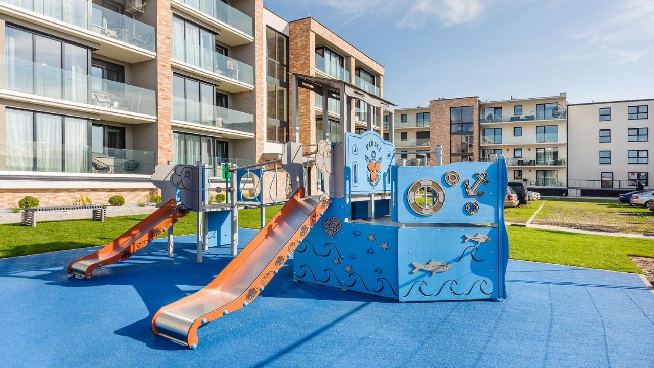 Apartament Z 1 Sypialnia Retro Deluxe 60 F Perlowa Przystan - Holiday City 코워브제크 외부 사진